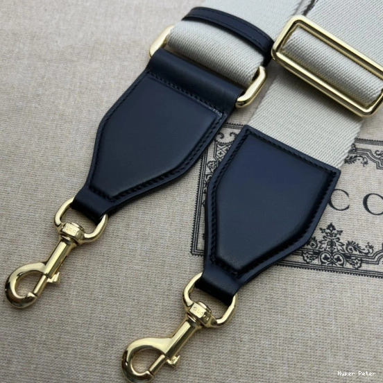 Hyperpeter TOP MATELASSÉ SMALL HANDLE BAG GUCCI GG 0823